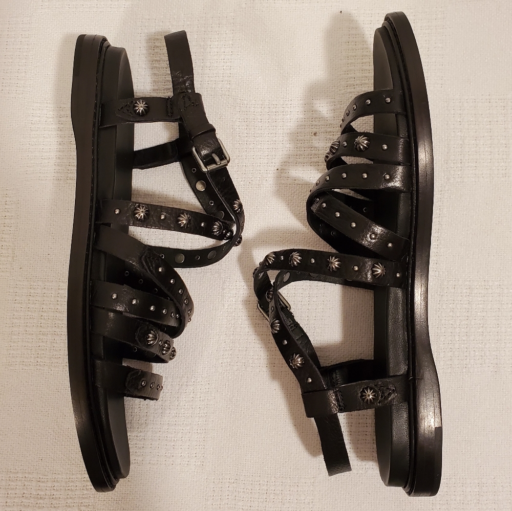 ποΈ FRYE x FREE PEOPLE STUDDED STRAPPY SANDALS - Picture 2 of 3